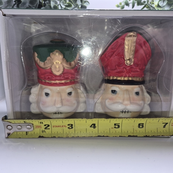 Tidings & Joy Other - NWT's Tidings & Joy Nutcracker Salt and Pepper Shakers